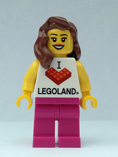 LEGO LEGOLAND Park Female I Brick LEGOLAND Top (LLP001) LEGO Minifigure