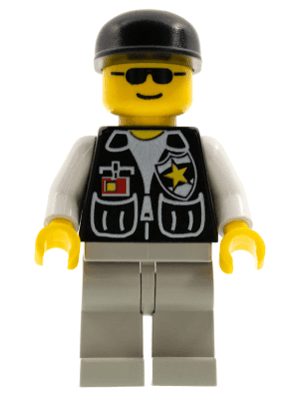 LEGO Police (cop057) Town / City Minifigure