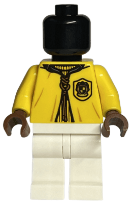 Mannequin - Quidditch Yellow Robe, Hufflepuff Crest