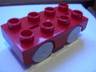 Duplo Car Base 2 x 4 with Very Light Bluish Gray Wheels