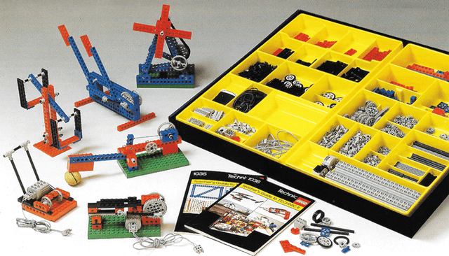 LEGO 4.5V Technic Resource Set (1034-1) set, 1985