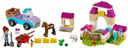 LEGO Mia's Farm Suitcase (10746-1) set