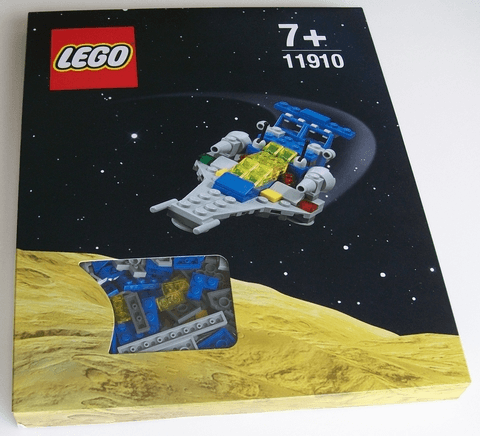 LEGO Micro-Scale Space Cruiser (11910-1) set, 2015