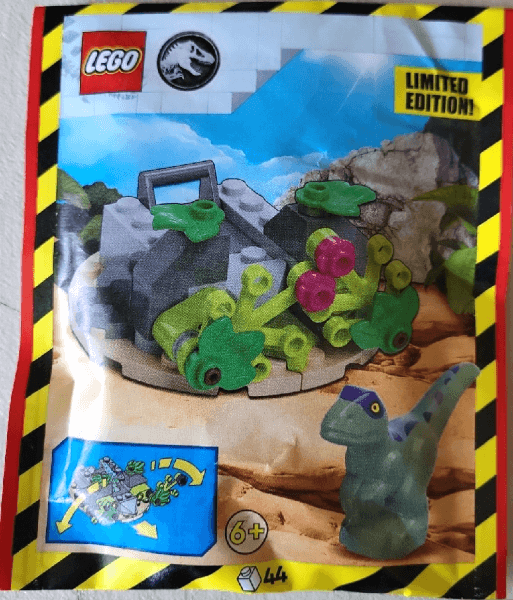 LEGO Raptor with Secret Hideout paper bag (122406-1) set, 2024