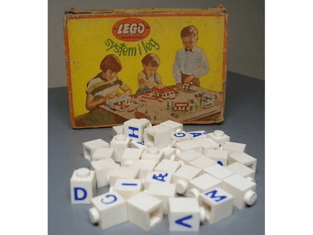 LEGO Mursten System i Leg 1 x 1 Letter Bricks (1234-4) set, 1958