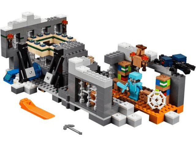 LEGO The End Portal (21124-1) set, 2016