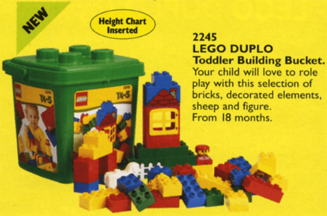 LEGO Farmhouse Bucket (2245-1) set, 1997