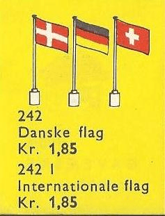 LEGO 5 Danish Flags (242-2) set, 1958