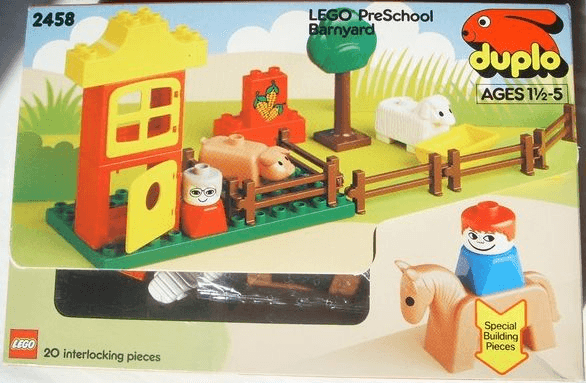 LEGO Barnyard / Farm (2458-1) set, 1990