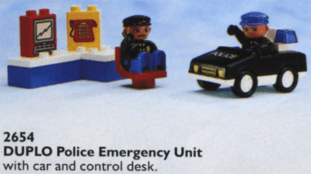 LEGO Police Emergency Unit (2654-1) set, 1991
