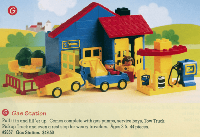 LEGO Gas Station (2657-1) set, 1989