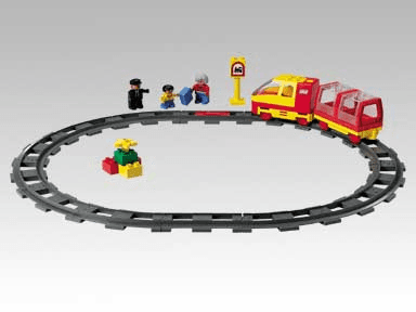 LEGO Train Starter Set with Motor (2932-1) set, 2000