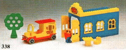 LEGO Blondi the Pig and Taxi Station (338-2) set