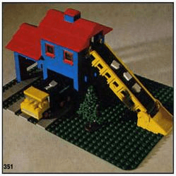 LEGO Loader Hopper with Truck (351-1) set, 1971