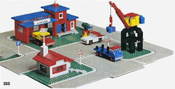 LEGO Town Center Set with Roadways (355-1) set