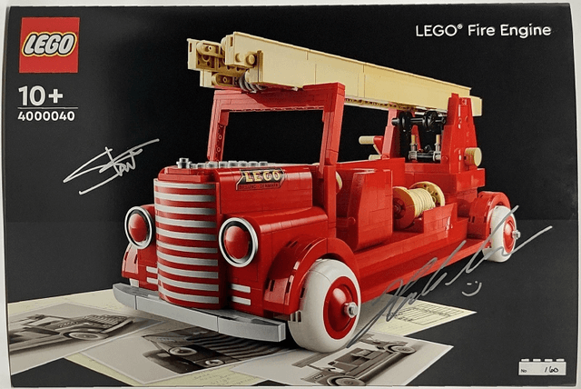 LEGO Inside Tour (LIT) Exclusive 2023 Edition - LEGO Fire Engine (4000040-1) set, 2023