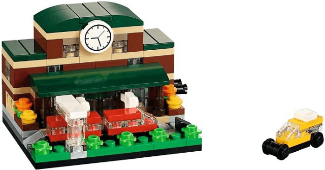 LEGO Bricktober Train Station (2015 Toys "R" Us Exclusive) (40142-1) set, 2015
