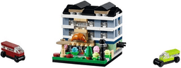 LEGO Bricktober Bakery (2015 Toys "R" Us Exclusive) (40143-1) set