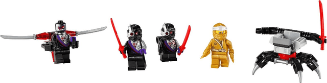 Golden Zane Accessory Set blister pack