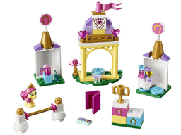 LEGO Petite's Royal Stable (41144-1) set