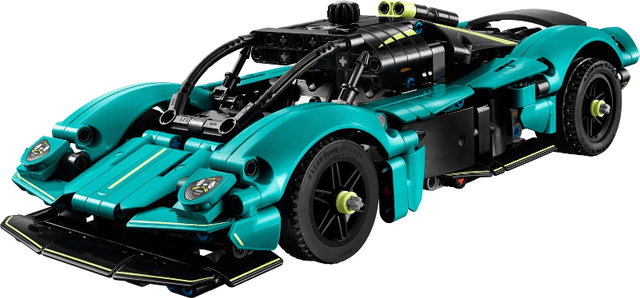 LEGO Aston Martin Valkyrie (42208-1) set, 2025