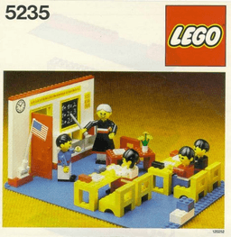 LEGO Schoolroom (5235-2) set