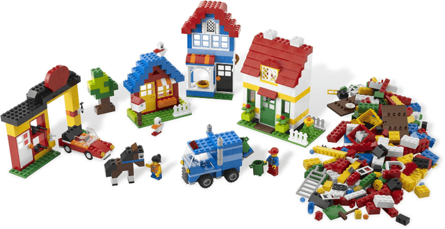 LEGO My First LEGO Town (6053-1) set, 2011