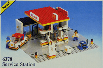 LEGO Service Station (6378-1) set, 1986