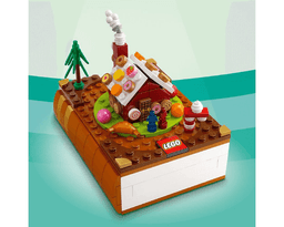 LEGO Bricktober Fairy Tale Set 1/4 - Hansel and Gretel (2021 Toys "R" Us Exclusive) (6384696-1) set