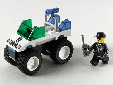 LEGO 4WD Police Patrol (6471-1) set, 2000