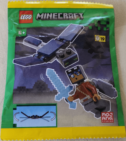 LEGO Hero with Elytra and Phantom paper bag (662501-1) set, 2025