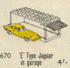 LEGO 1:87 Jaguar E-Type with Garage (670-3) set, 1964