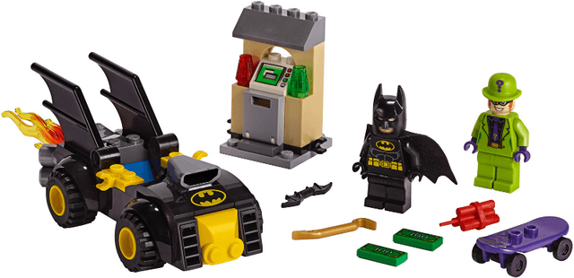 LEGO Batman vs. The Riddler Robbery (76137-1) set, 2019