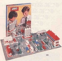 LEGO Town Plan - UK, Cardboard box (810-4) set, 1962
