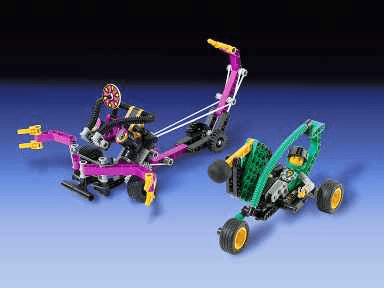 LEGO Robot's Revenge (8245-1) set, 1998