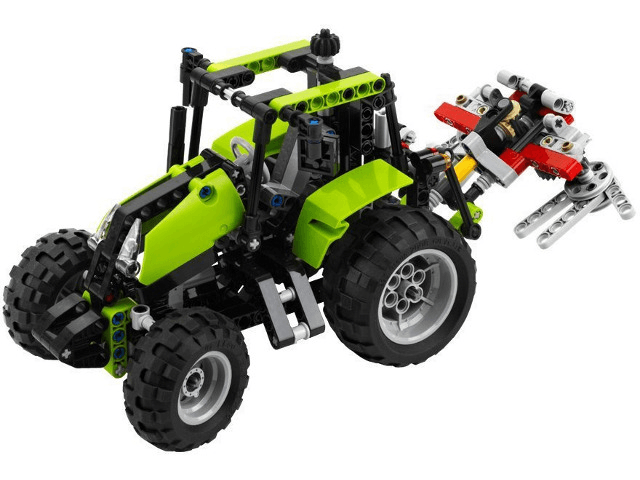 LEGO Tractor (9393-1) set, 2012