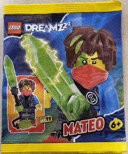 Mateo with Color Blade paper bag