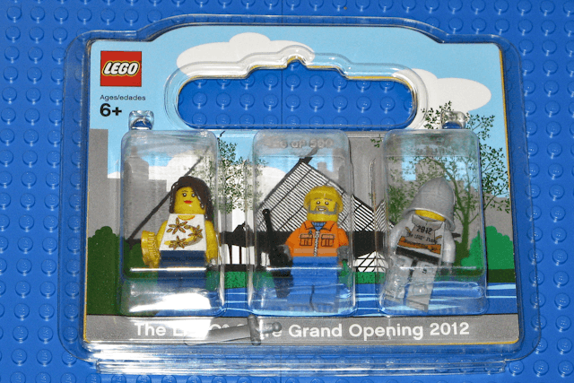 LEGO LEGO Store Grand Opening Exclusive Set, Mayfair, Wauwatosa, WI blister pack (Wauwatosa-1) set, 2012