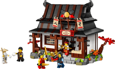 Four Weapons Blacksmith